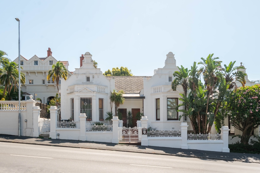 2 Bedroom Property for Sale in Tamboerskloof Western Cape